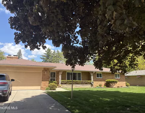 3554 Whitegate Dr, Toledo, OH 43607