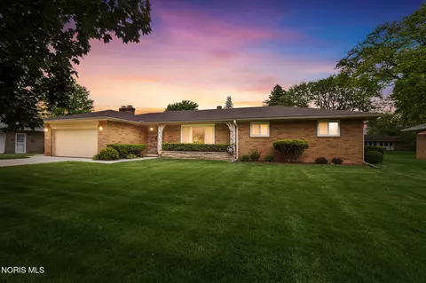 3554 Whitegate Dr, Toledo, OH 43607