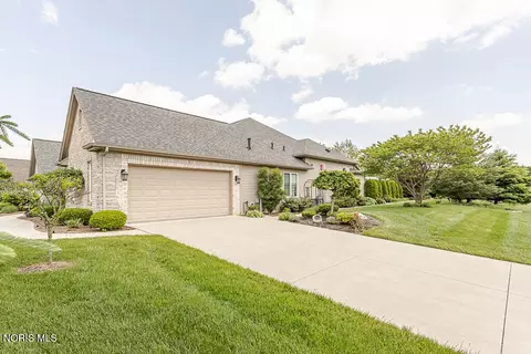 3935 Ravine Hollow Ct, Maumee, OH 43537