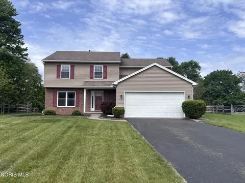 30 Springcove Ln, Holland, OH 43528