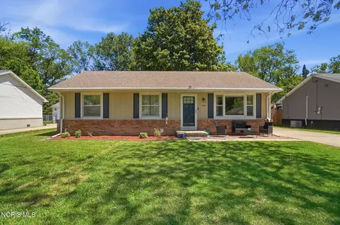 4355 Carney Dr, Maumee, OH 43537