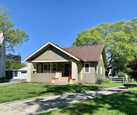 2006 Riverview Ct, Toledo, OH 43614