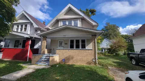 3110 Cambridge St, Toledo, OH 43610