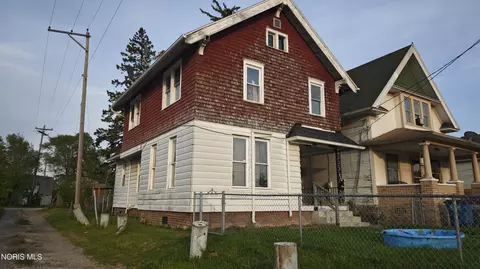 2332 Auburn Ave, Toledo, OH 43606