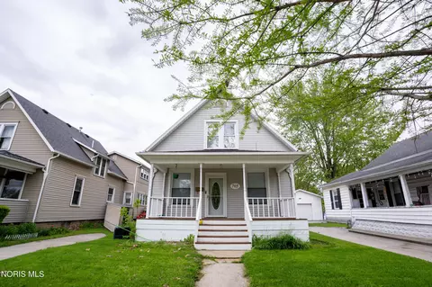 705 Perry St, Defiance, OH 43512
