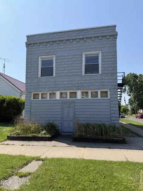 1302 Kelsey Ave, Toledo, OH 43605