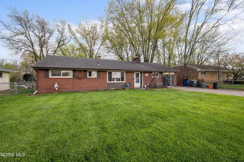 2741 Lyceum Pl, Toledo, OH 43613