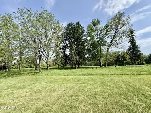 307 S Maple St, Fayette, OH 43521