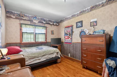 Bedroom - 250 W Patterson St, Dunkirk, OH 45836 photo 1 of 2