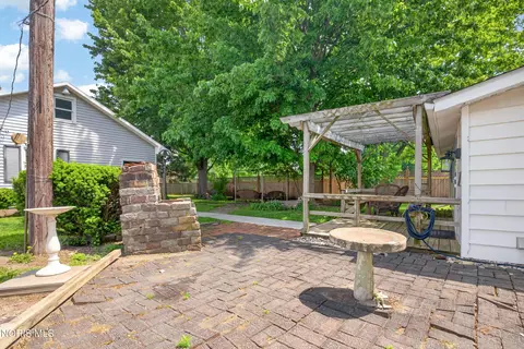 Exterior - 250 W Patterson St, Dunkirk, OH 45836 photo 5 of 13