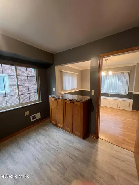 Other - 2539 Castleton Ave, Toledo, OH 43613 photo 3 of 9