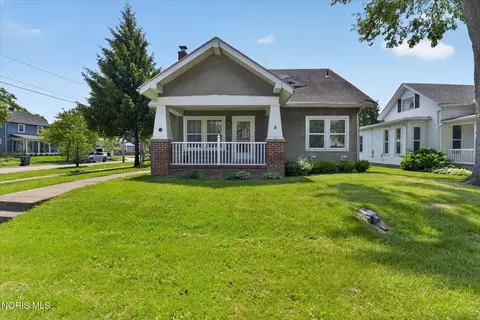 326 E Dudley St, Maumee, OH 43537 photo 7