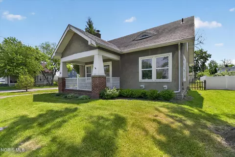 326 E Dudley St, Maumee, OH 43537 photo 8