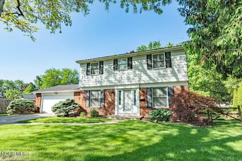 2012 Belvedere Dr, Toledo, OH 43614