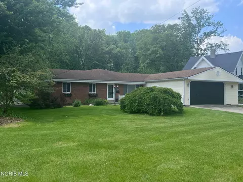 6079 Whiteford Center Rd, Toledo, OH 43613