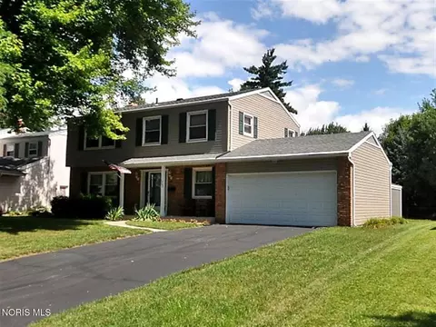 1767 Cherrylawn Dr, Toledo, OH 43614
