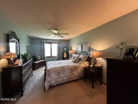 Bedroom - 911 Cardinal Dr, Bryan, OH 43506 photo 2 of 6