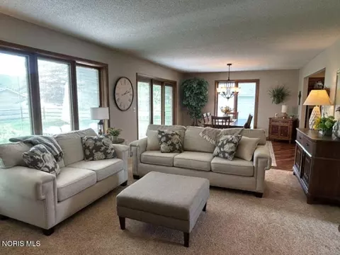 Living - 911 Cardinal Dr, Bryan, OH 43506 photo 1 of 2