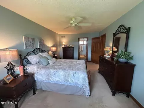 Bedroom - 911 Cardinal Dr, Bryan, OH 43506 photo 1 of 6