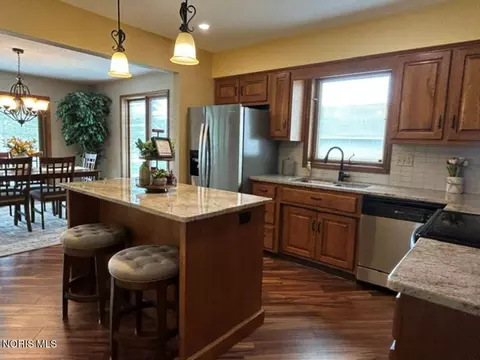 Kitchen - 911 Cardinal Dr, Bryan, OH 43506 photo 3 of 3