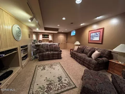 Other - 911 Cardinal Dr, Bryan, OH 43506 photo 2 of 3