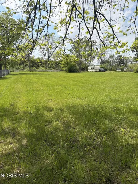 0 Oregon Rd, Northwood, OH 43619