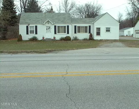 12744 Airport Hwy, Swanton, OH 43558
