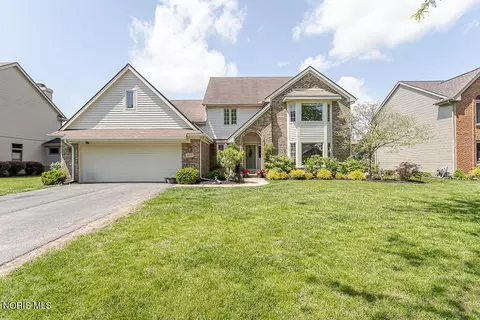 5665 Fox Hollow Ct, Sylvania, OH 43560