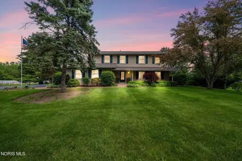 4255 Albon Rd, Monclova, OH 43542