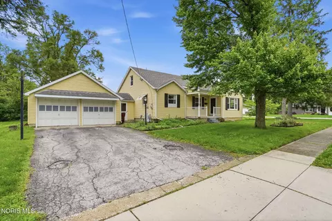 700 Woodworth Dr, Findlay, OH 45840