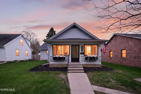 520 W John St, Maumee, OH 43537