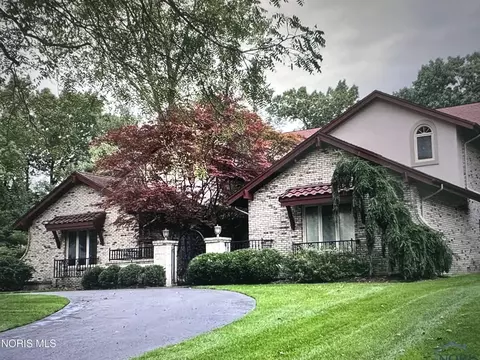 4722 High Oaks Blvd, Toledo, OH 43623