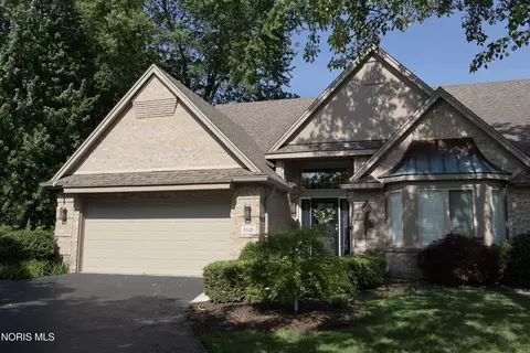 8626 Quail Hollow Ct, Holland, OH 43528