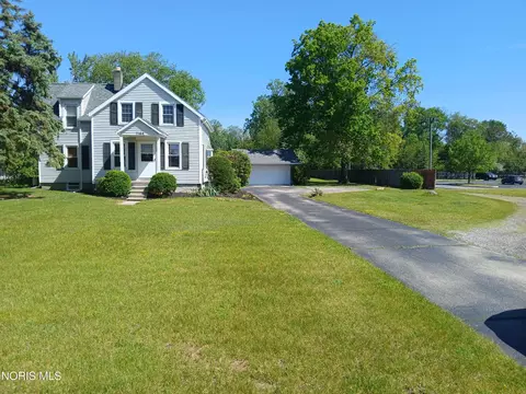 7164 W Sylvania Ave, Sylvania, OH 43560
