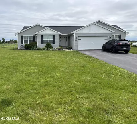 24120 W Walbridge Rd, Millbury, OH 43447