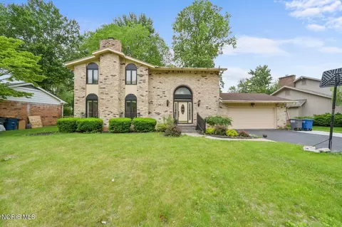 5312 Fredelia Dr, Toledo, OH 43623