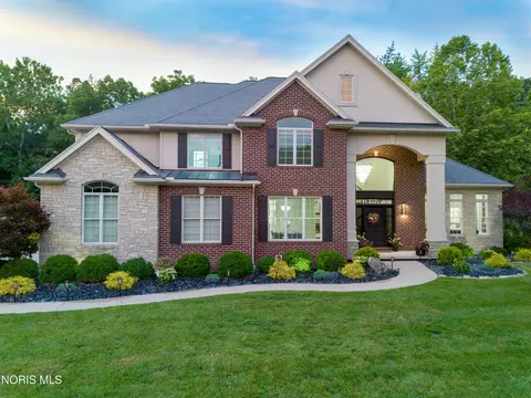 7750 Old Sycamore Ln, Sylvania, OH 43560