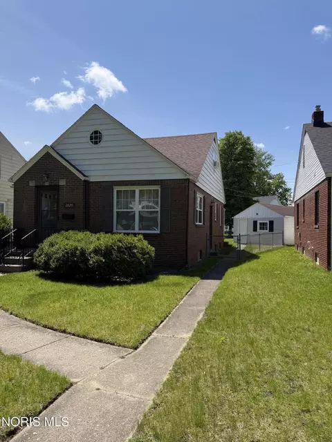 2829 Merrimac Blvd, Toledo, OH 43606