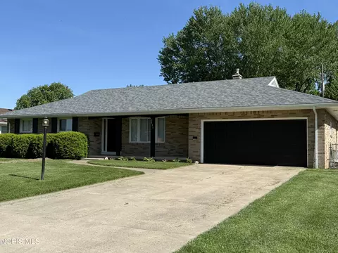 2931 Jasik Dr, Toledo, OH 43611