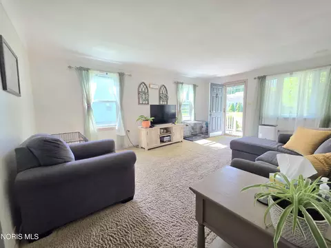 130 North St, Wayne, OH 43466 photo 13