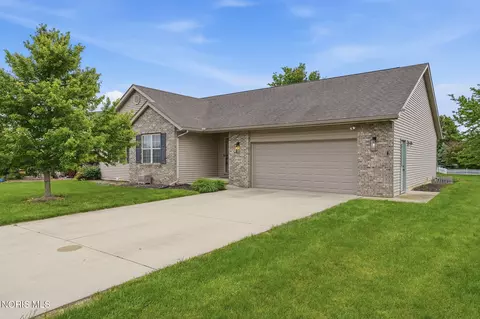 1163 Lye Creek Dr, Findlay, OH 45840