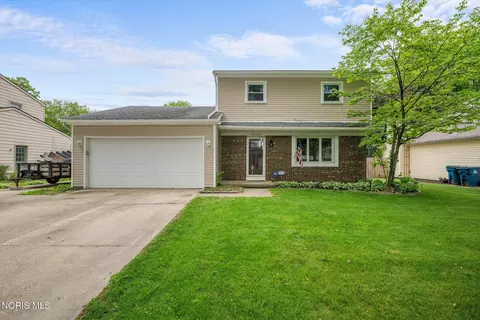 5702 Westview Dr, Sylvania, OH 43560