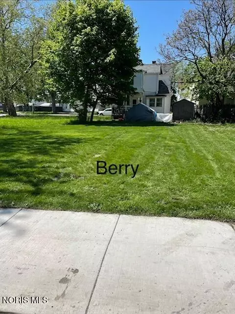 714 Berry St, Toledo, OH 43605