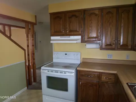 Kitchen - 525 Rector Ave, Findlay, OH 45840 photo 1 of 2