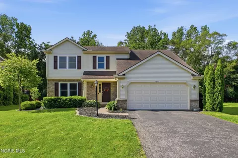7063 Wexford Hill Ln, Holland, OH 43528