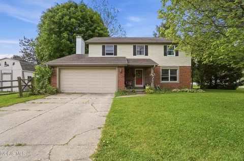 9975 Parliament Pl, Perrysburg, OH 43551