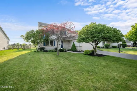 6065 Thomasville Ct, Sylvania, OH 43560