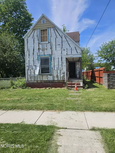1209 Waverly Ave, Toledo, OH 43607