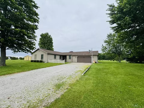 28866 Flory Rd, Defiance, OH 43512