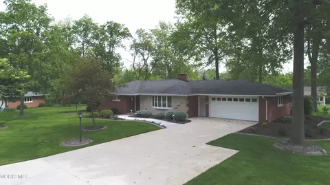 113 Willow Run Dr, Ottawa, OH 45875